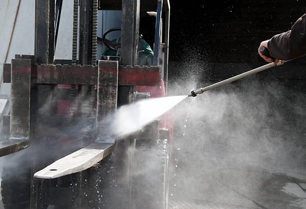 Best Commercial Pressure Washing  in Calverton, MD
